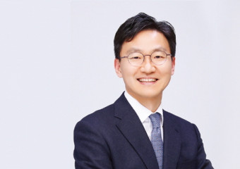 Stand, 라오디게아 교회에서 배우다